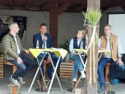 Podiumsdikussion mit Henning Cloer, Dr. Peter Liese, Marie Hoffmann und Georg Busemann