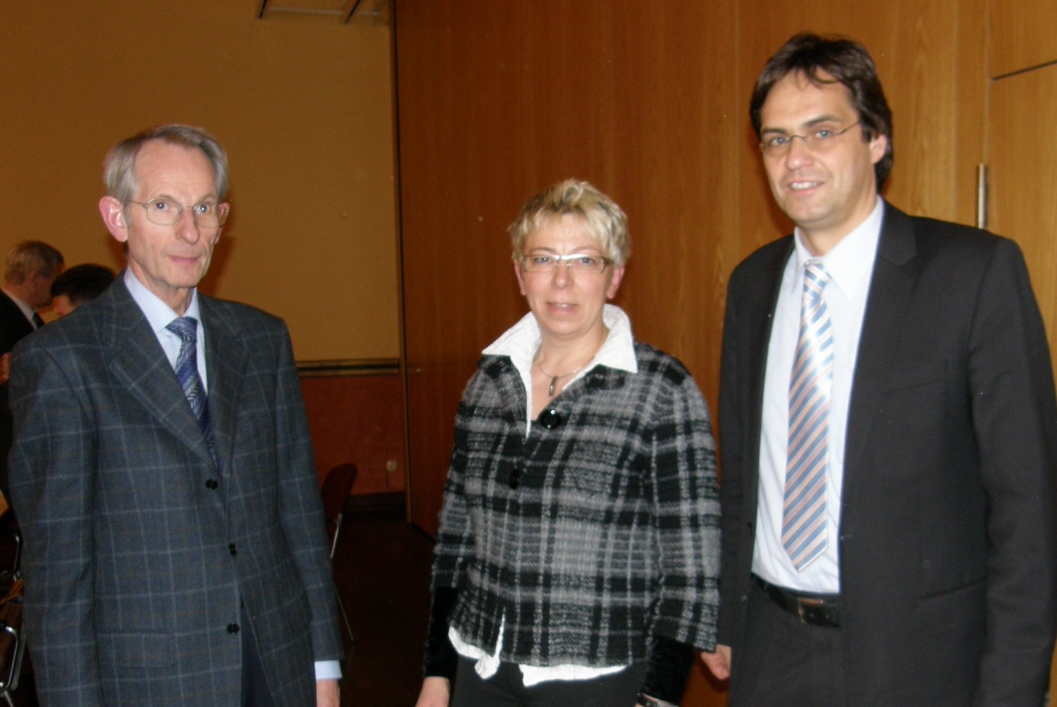 Im Bild von links: Prof. Dr. Jörg Hoppe, Silvia Klein, Dr. Peter Liese